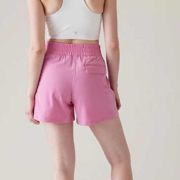 Athleta Pants - 🌸 Athleta Boundless Short in Maritima Pink for Golf, Pickleball, Tennis SIZE M
